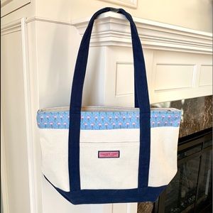 Vineyard vines tote bag